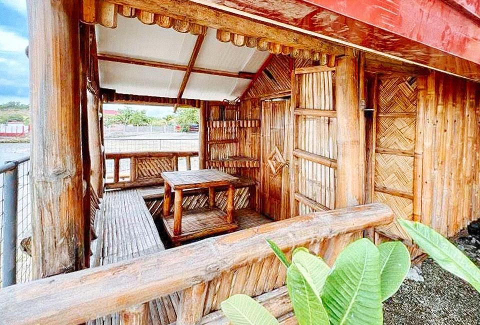The Lavana Villa Del Matabungkay By Reddoorz Lian Exterior photo